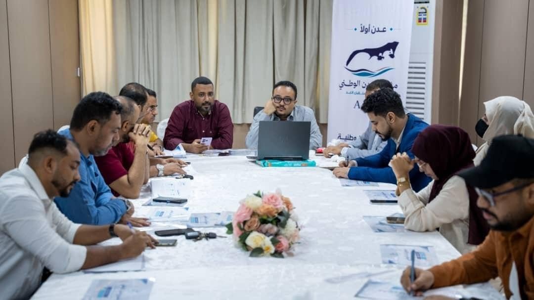 فريق الحوار والتواصل يناقش الوثيقة السياسية والتعريفية للمشروع
